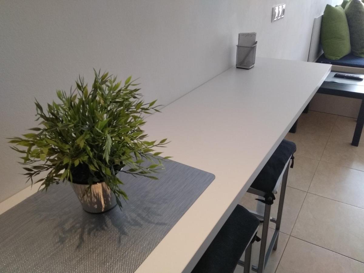 Centrico Y Acogedor Apartamento Gerona Buitenkant foto